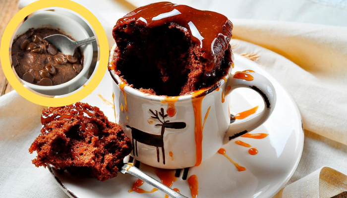 Bolo de caneca de chocolate para fazer na sua casa