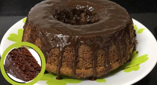 Receita de Bolo de Chocolate Simples